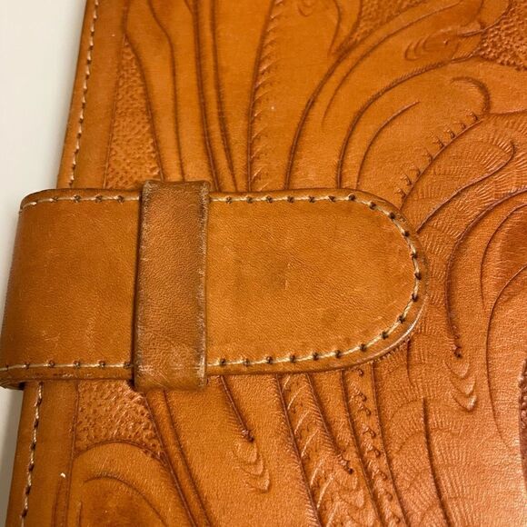 Tan/Orange Floral Faux Leather Large Wallet with Numerous Pockets - Picture 13 of 13